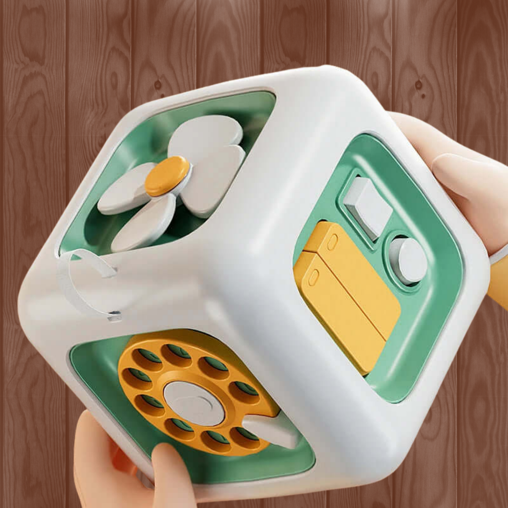 6-in-1 Montessori Busy Cube – Spielerisch die Welt entdecken!